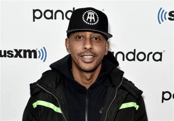 💯 Gillie Da Kid surprises his daughter with a new car for graduating