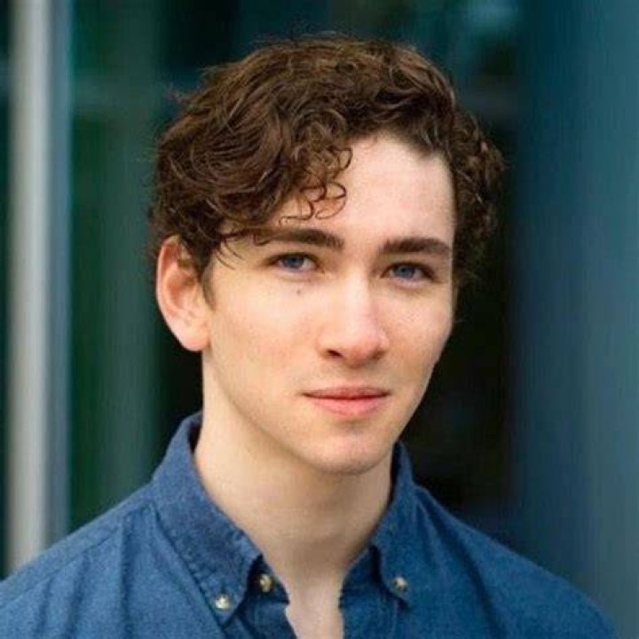 Dylan Arnold Biography, Wiki, Net worth, Phone number, Height, Career