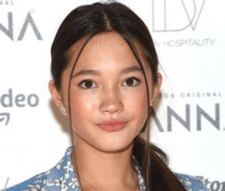 Lily Chee Net Worth, Age, Bio, Height, Boyfriend, Parents