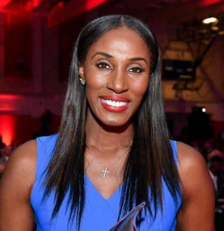 Lisa Leslie Bio, Family, Net Worth, Salary, Husband and Career