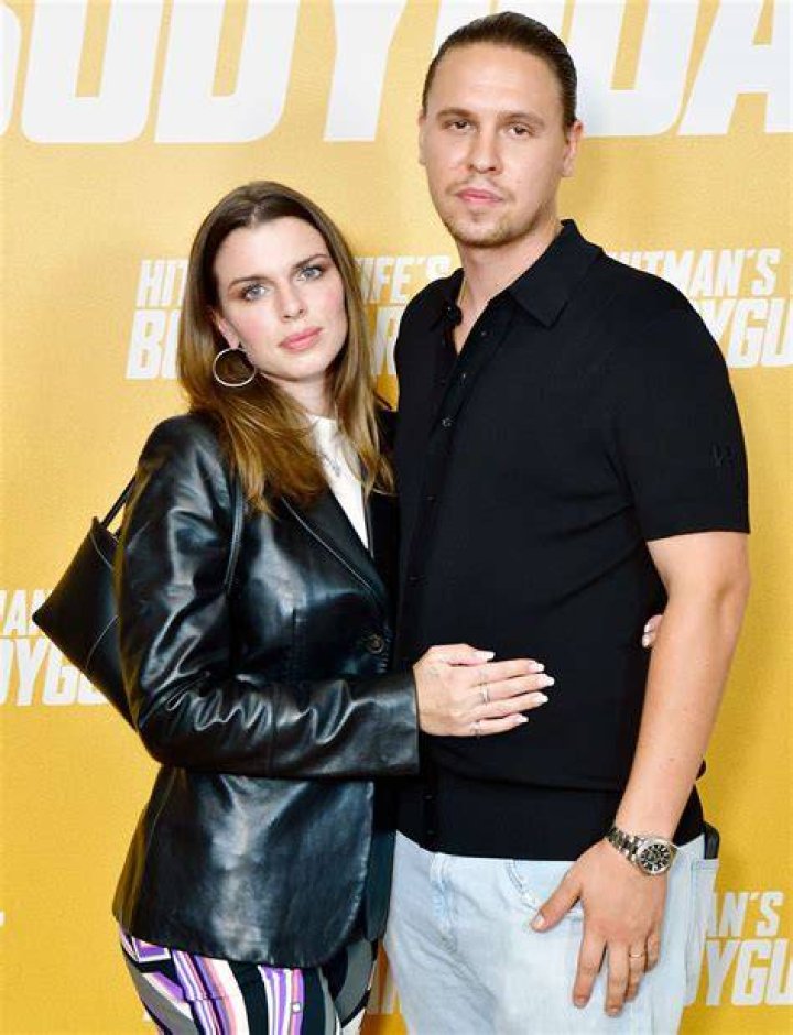 Unveil The Enigma: Meet Julia Fox's Ex-Husband