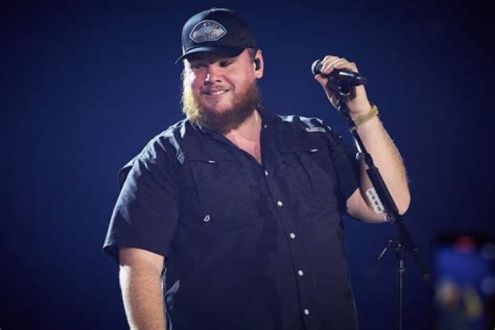 Unveiling Luke Combs' Sibling: A Journey To Musical Fraternity