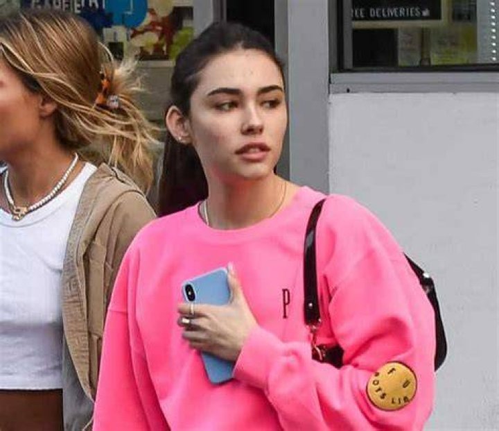 Unveiling The Beauty: Madison Beer's No-Makeup Revolution